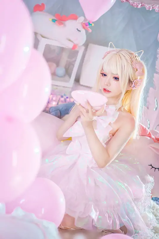 六二二同学 8套写真合集下载 [690MB]