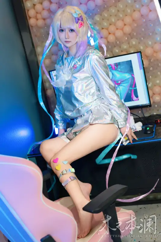 极品巨胸网红木之本澜尺度作品四套合集 [208P/1.37G]