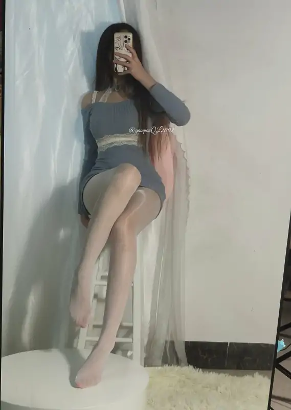 高颜值白虎网红高桥千凛私拍视图合集 [154P+14V/140M]