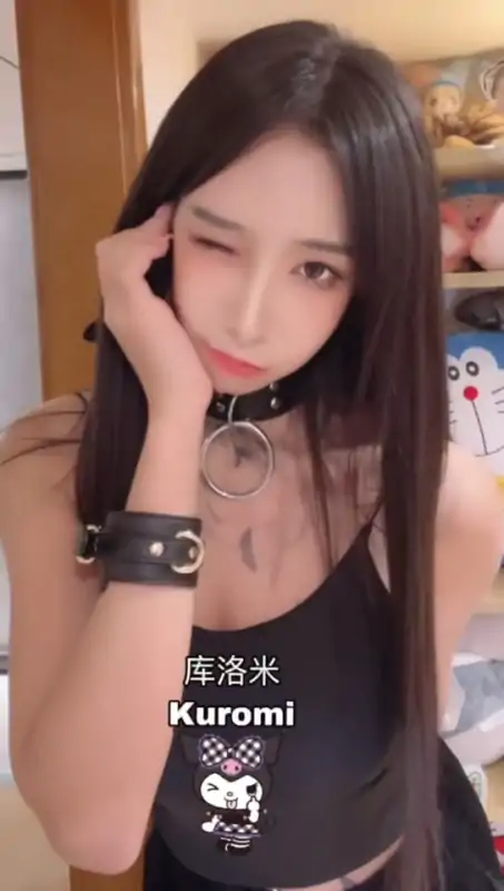 极品巨胸网红奶凶大人私拍视图合集 [23P+3V/79M]