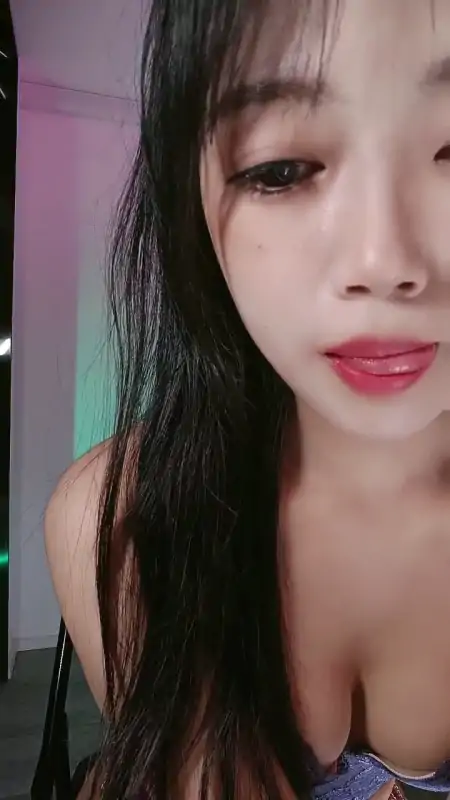 大眼美女白羊座异域舞蹈 [2V/2.36G]