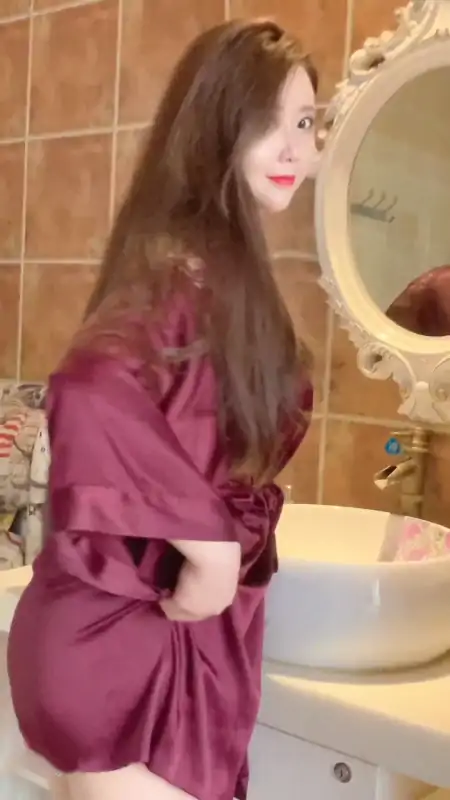 网红王婉悠剧情向作品合租 [1V/317M]