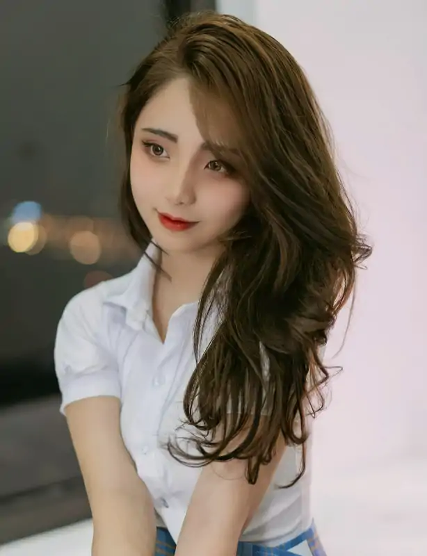 yuumeilyn(linhi_cute)Onlyfan视图作品合集 [301P+60V/2.46G]