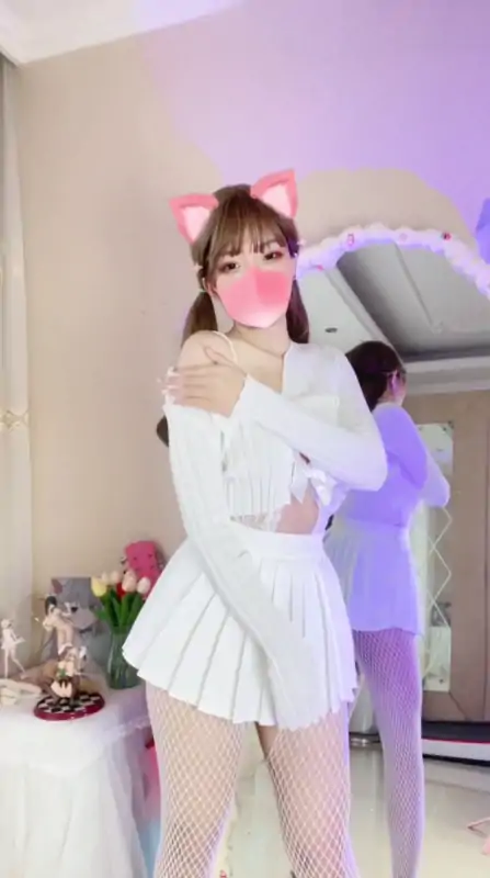 可爱女神小仙云儿近期D音风舞蹈 [16V/1.13G]