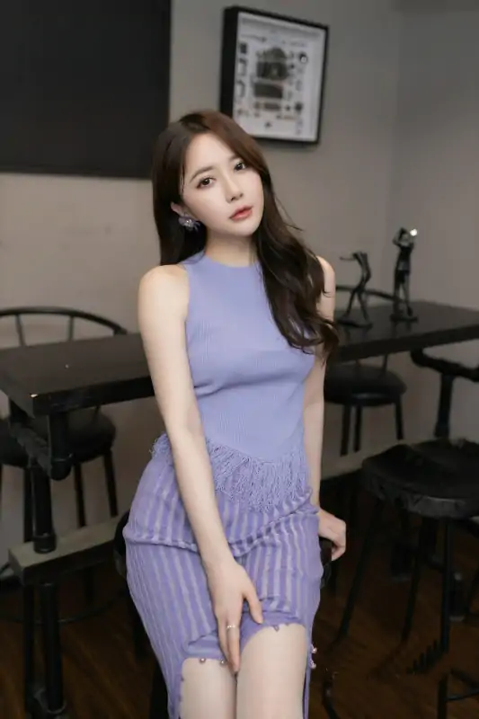 秀人网人气模特鱼子酱Fish内部私购双人play [150P/924M]