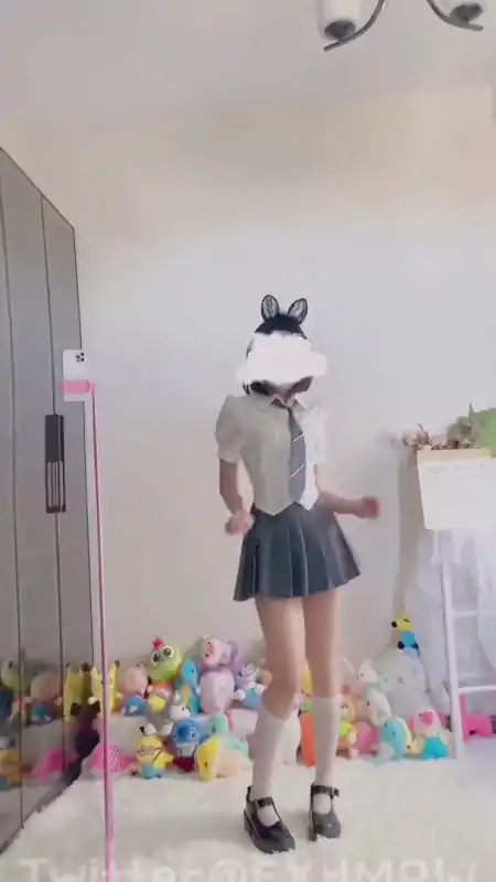 可爱女神小仙云儿七月最新D音风合集 [20V/74M]