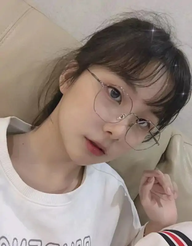 喜闻乐见之眼镜娘 [186P+106V/1.04G]