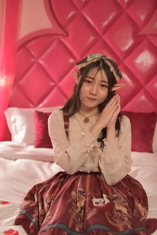 小若 2019.01.10尺度私拍原图 [339P/5.69GB]