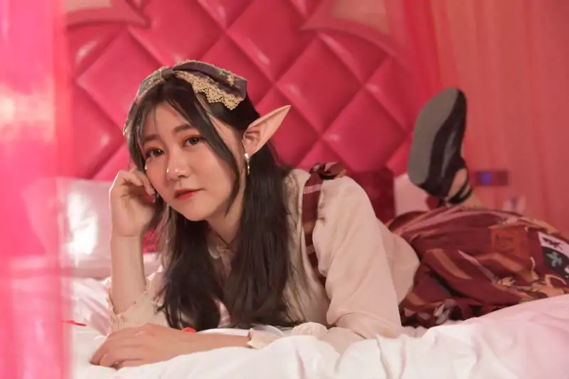 小若 2019.01.10尺度私拍原图 [339P/5.69GB]