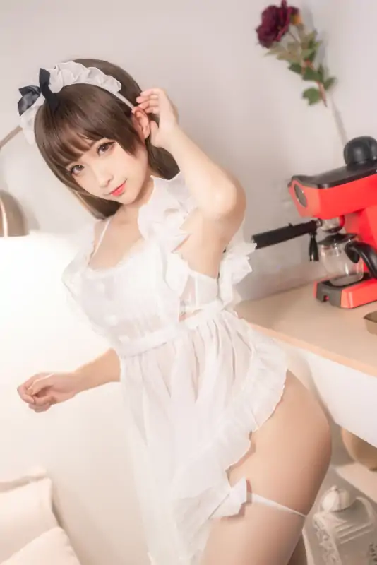 高质量coser蠢沫沫绅士版新作三套合集 [195P/1.8G]