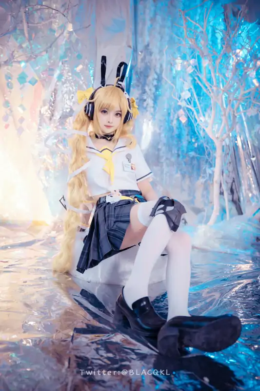 高质量coser白莉爱吃巧克力安琪拉 [95P/752M]