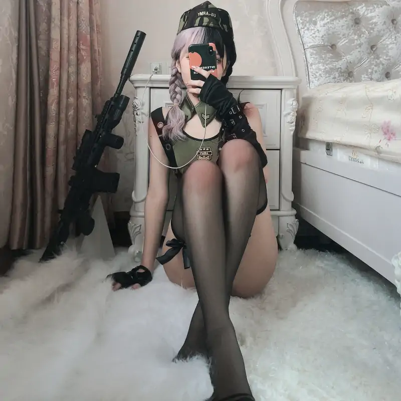 高质量coser果咩酱w写真作品七套新作原版合集 [314P+59V/2.52G]