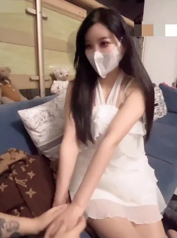 模特网红杨晨晨剧情长片五套合集 [5V/1.8G]