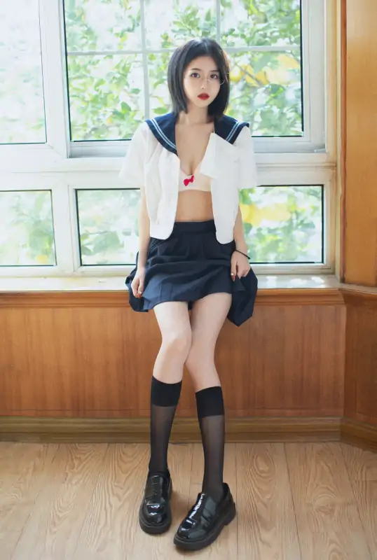 高质量摄影师劳小白(会拍照的咔咔)写真作品七套合集 [99P+8V/597M]