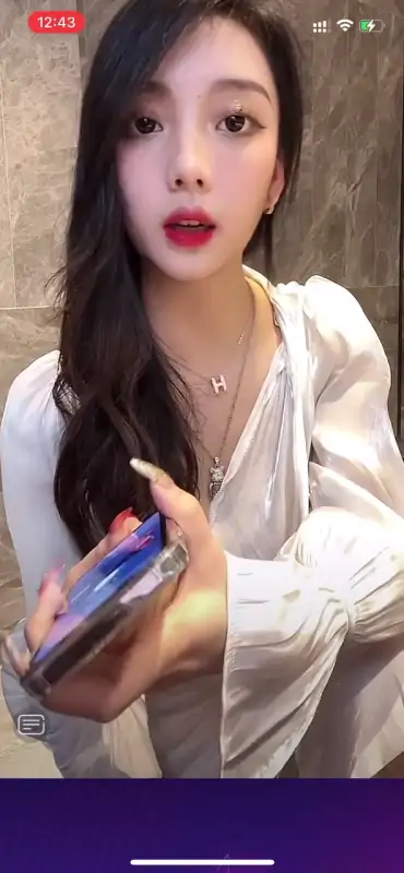 DyKS精选高颜值美女走光合集 [73V/988M]