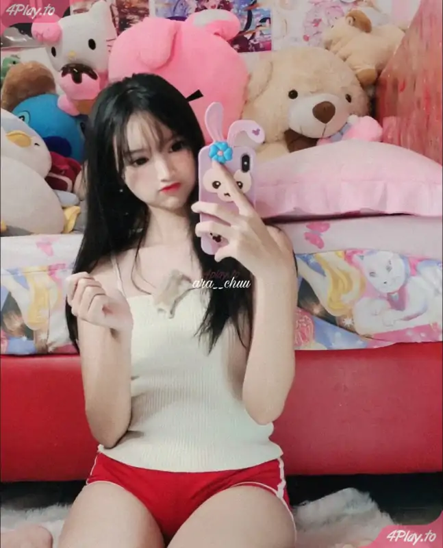 超粉嫩网红aha_chuu尺度私拍视图合 [44P+12V/147M]