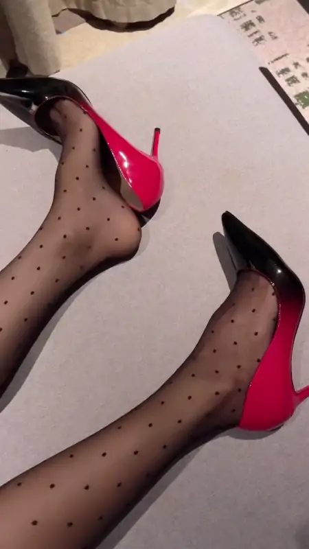 MCreation 付费群超顶空姐27部 [27V/3.6G]