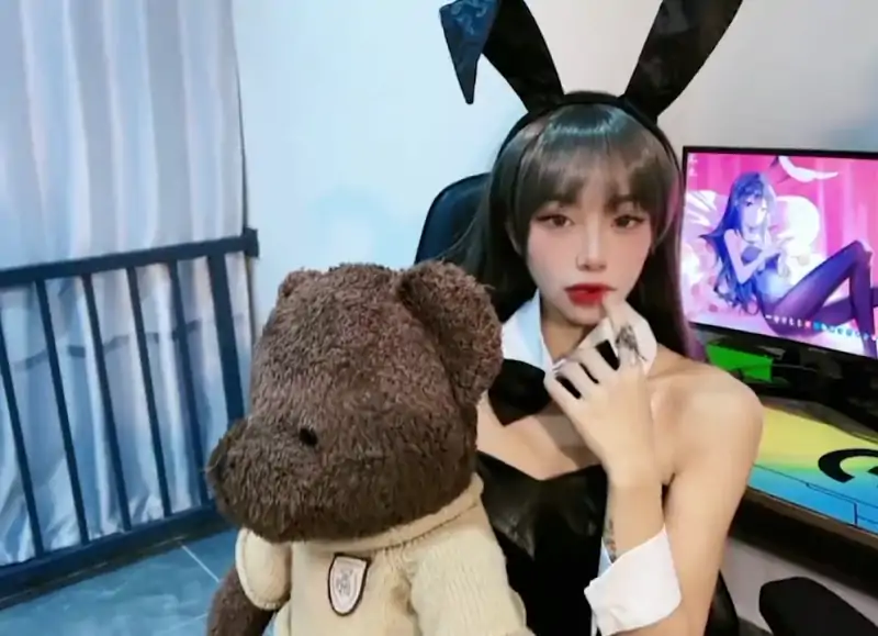 宸荨樱桃(紫萱) 合集下载 [15V/12.9G]