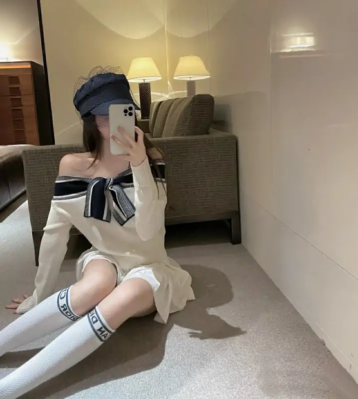 鹿与玫瑰海 合集下载 [95P+37V/1G]