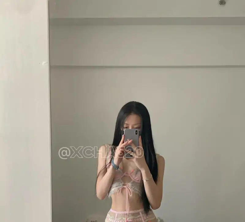 搽搽 6月新视图 [59P+5V/228M]