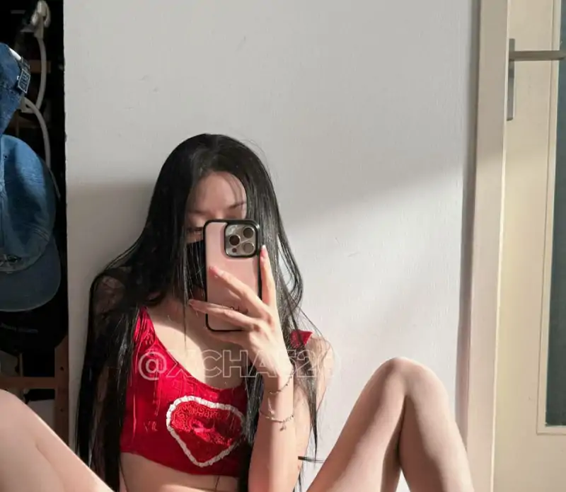 搽搽 6月新视图 [59P+5V/228M]