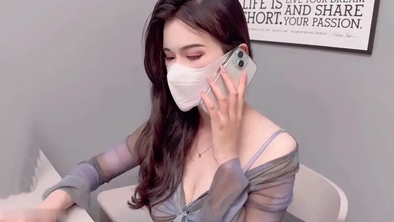 狐不妖 蜂腰蜜臀御姐 [1V/2.44G]