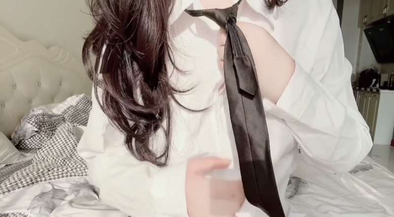 薇薇安 性感白领 [1V/182M]