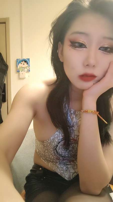 长腿女神 镜宝 黑丝一字马超顶15小时合集 [10V/16.3G]