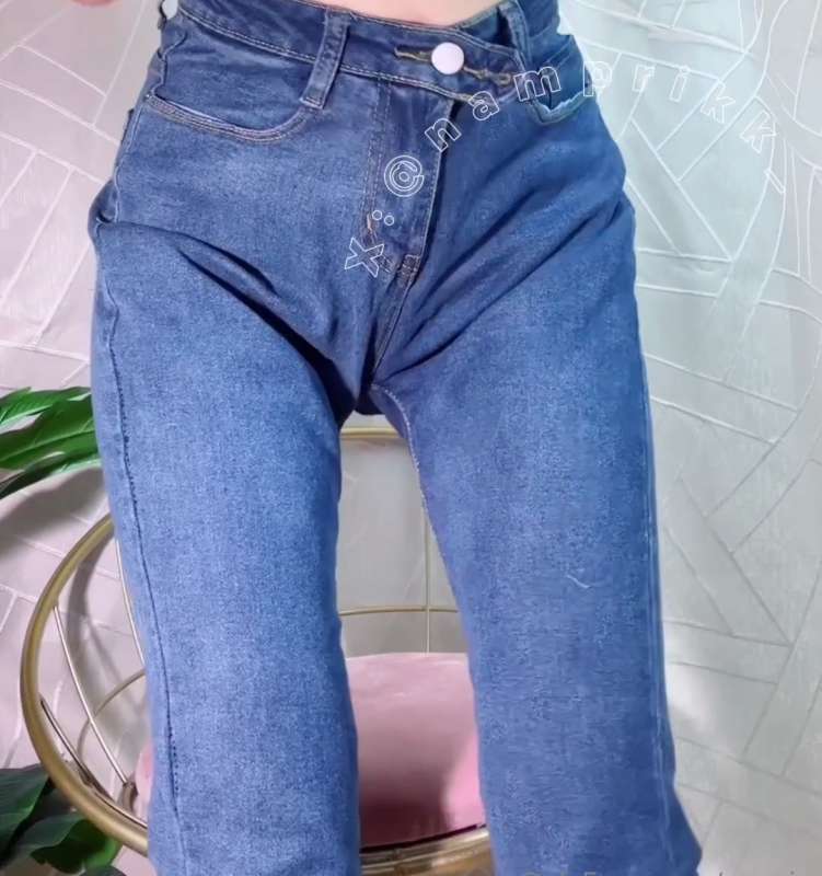 npxvip 24.5.12最新开裆牛仔裤+温泉 [2V/556M]