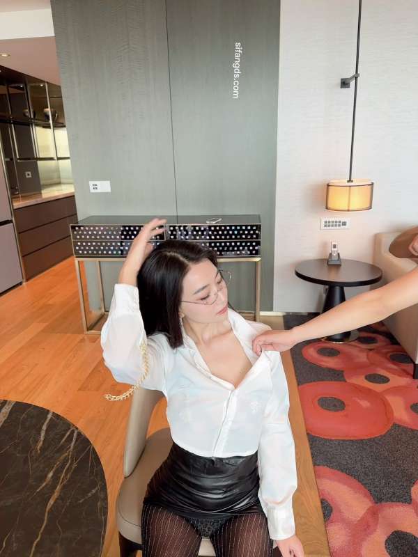 秀人模特 熊小诺 写真花絮丁字裤创可贴6部 [6V/1.65G]