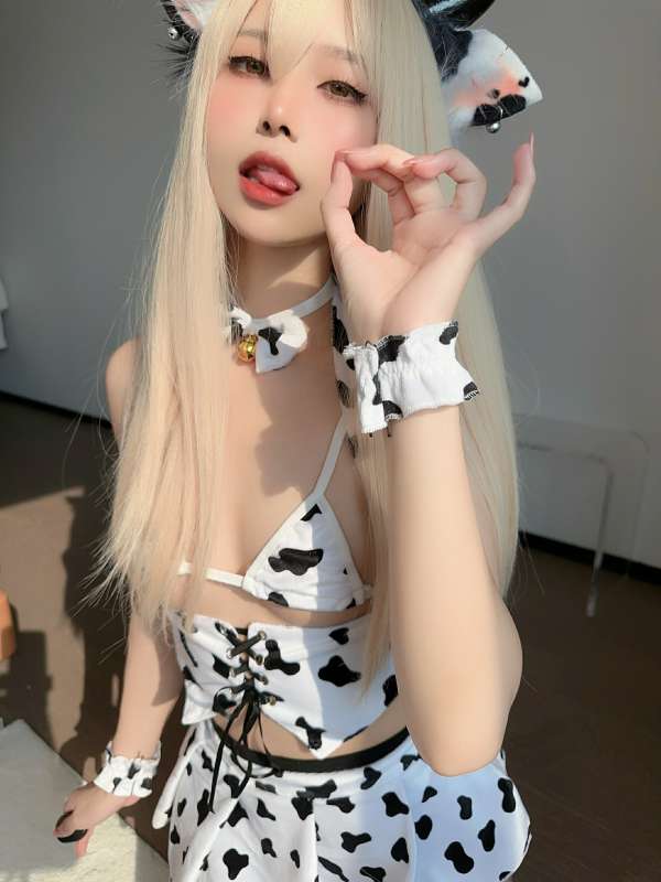 布丁大法 奶牛 [99P+2V/549M]