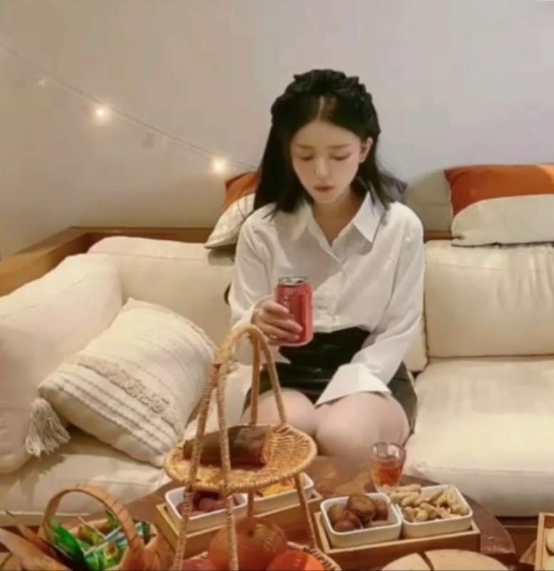 御梦子 醉酒的极品大长腿御姐 [1V/3.2G]