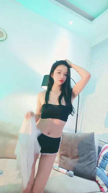 超级大美女长腿女神 小一一 才艺大爆发 [6V/3.33G]