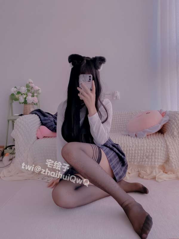 双马尾萌妹子 宅绘子(二阶堂) 写真作品8套新作视图 [685P+22V/981M]