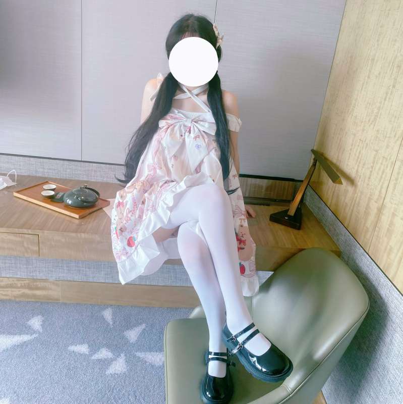 呆呆酱 (keaimiao666) 视图合集 [127P+108V/670M]