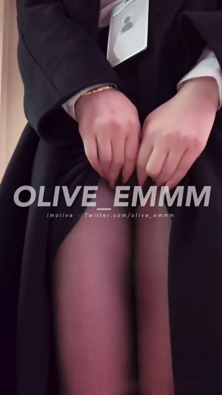 olive 跟老板开会 [2V/681M]