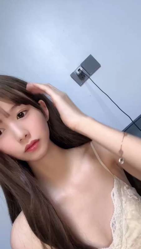 超甜美的小仙女 广州学妹 [5V/4.7G]