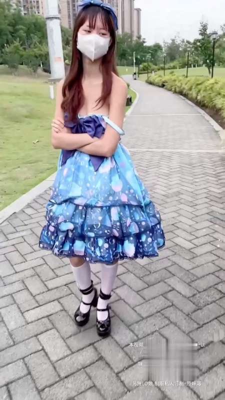 软软兔 (Lt74523412) 蓝裙洛丽塔 [1V/1.27G]