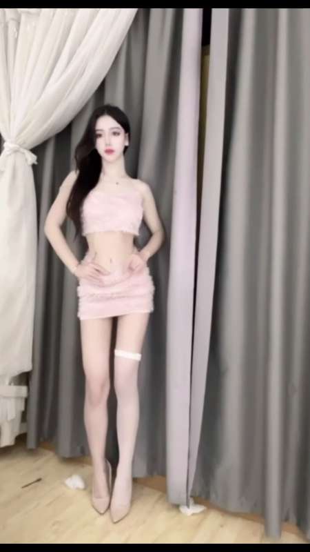 顶级女神 恩宝不乖 定制9部 [1.01G]