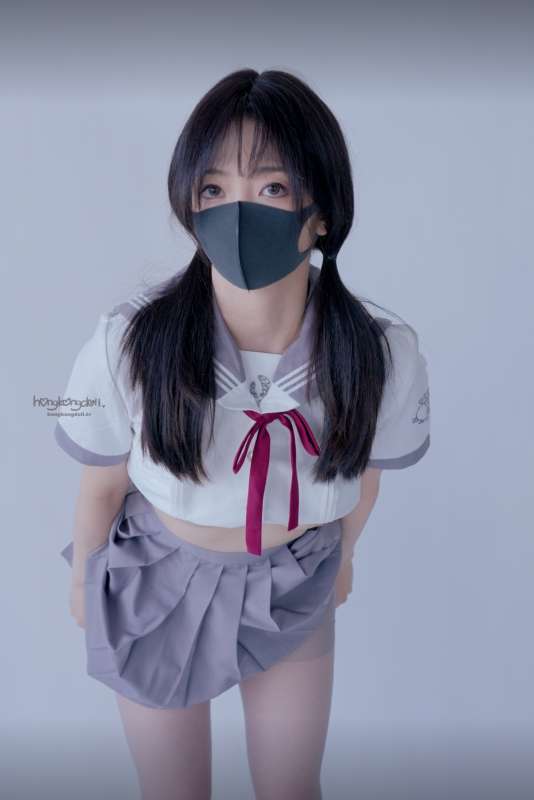 HongKongDoll(玩偶姐姐) JK妹 [27P+1V/371M]