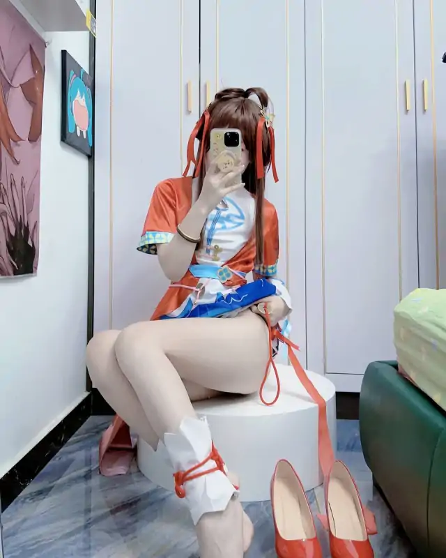 百变网红啵啵兔付费视图合集 [200P+130V/1.24G]