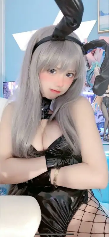 ks百万粉二次元主播佳佳小拖把定制作 [127P+50V/1.59G]