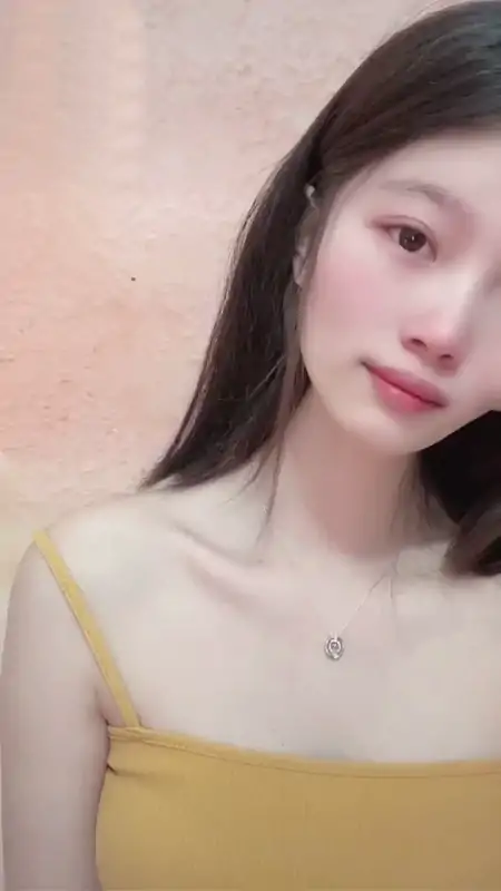 D音元气网红甜甜佳私拍完整合集 [13V/410M]