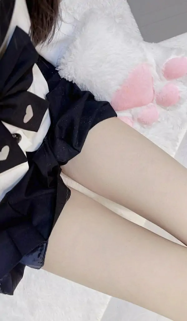 呓小涵作品合集 [49P+113V/1.16G]