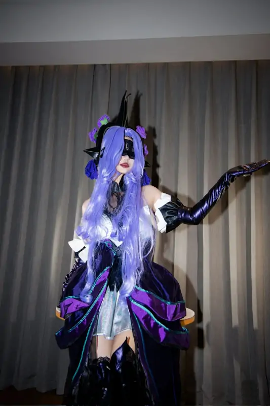 桃野(桃离) – 新作 [完整版] 27分钟 [118P+2V/2.2G]