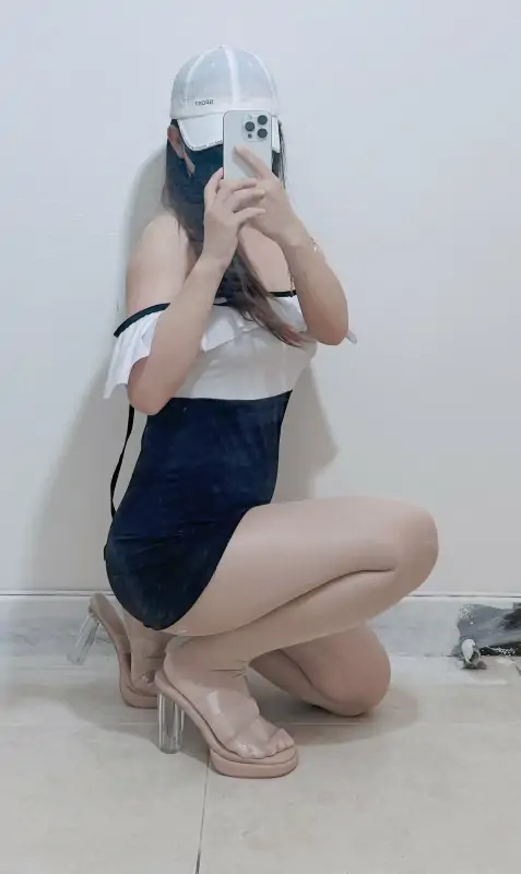 鱼头子 – 私拍合集 [1.26G]