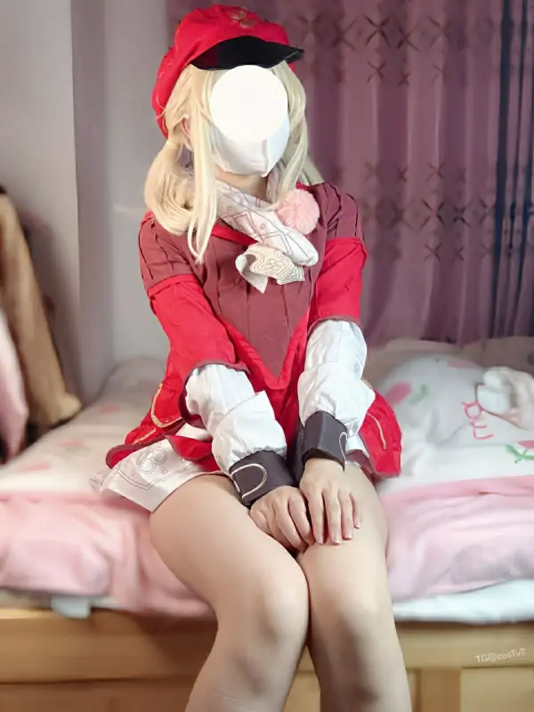 懒懒睡不醒 – 新作 7分钟 Cos可莉 [45P+1V/1.18G]