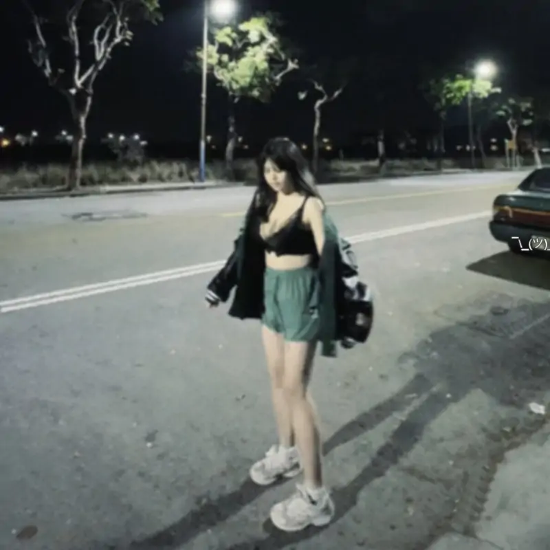 鮮奶茶 – 15分钟 金主私拍 [329P+1V/2.55G]