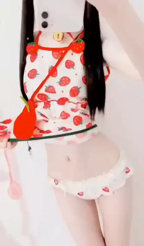 川川宝(悦)liuyiwanciyanl1 – 新作2更 [288门槛] [27P+16V/871MB]