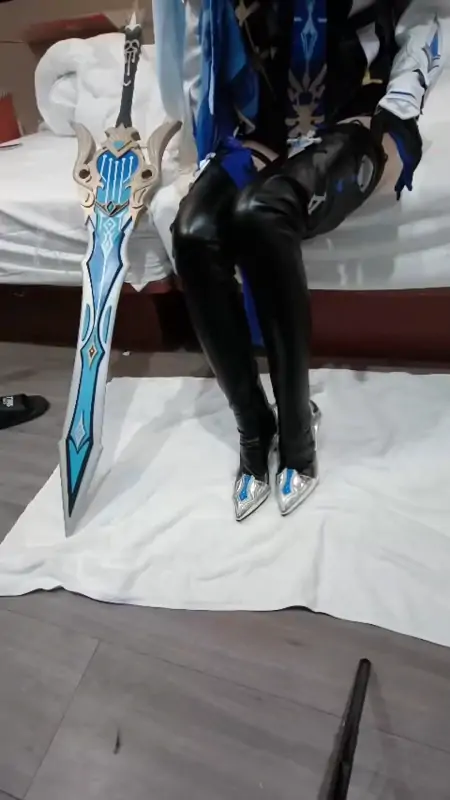 软软兔 – 新作 18分钟 Cos优菈 [1V/624MB]